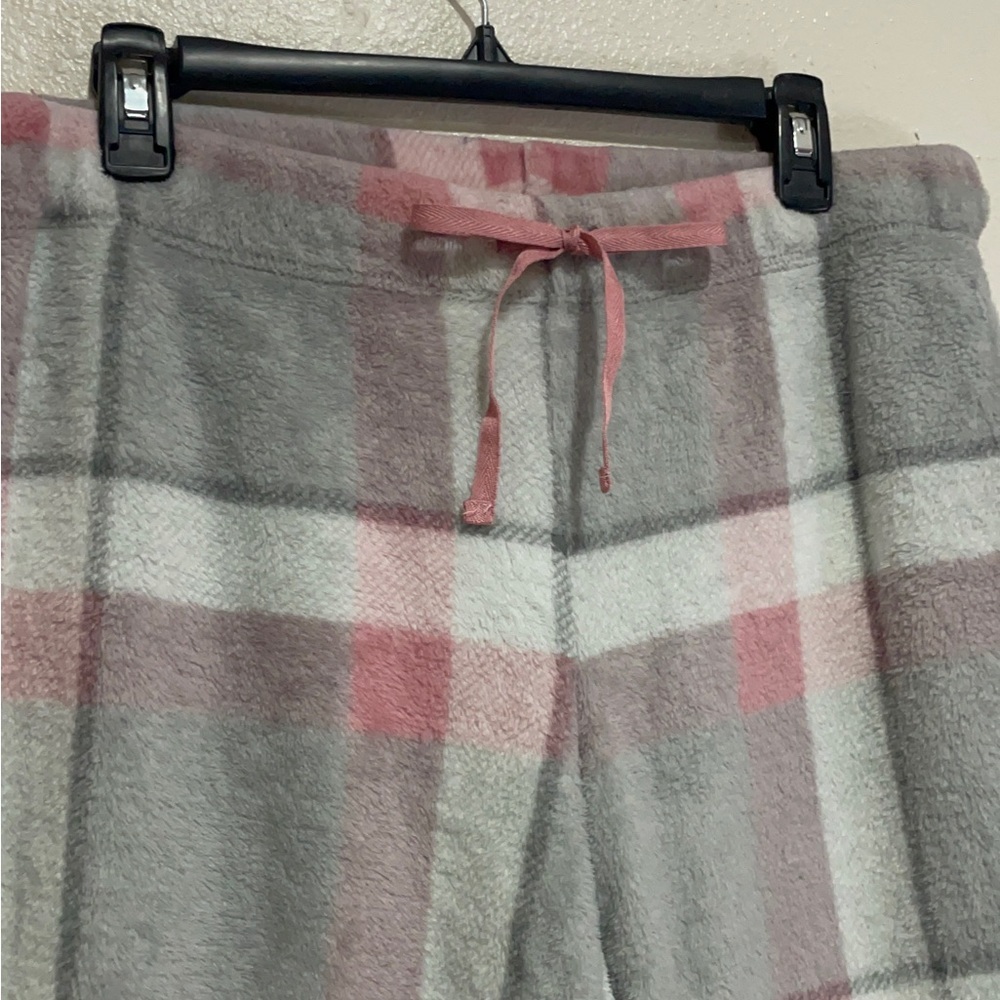 Secret Treasures Gray and Pink Plaid Pajama Bottoms - Picture 7 of 11